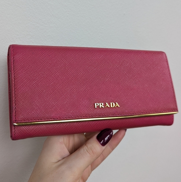Pink Prada long wallet with gold bar - Picture 10 of 16